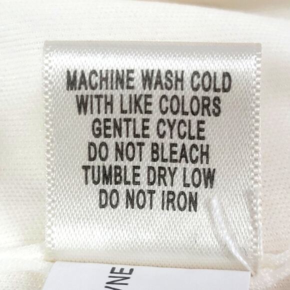 Self Esteem White Fuzzy Vest Women's Size 2X - Picture 4 of 5